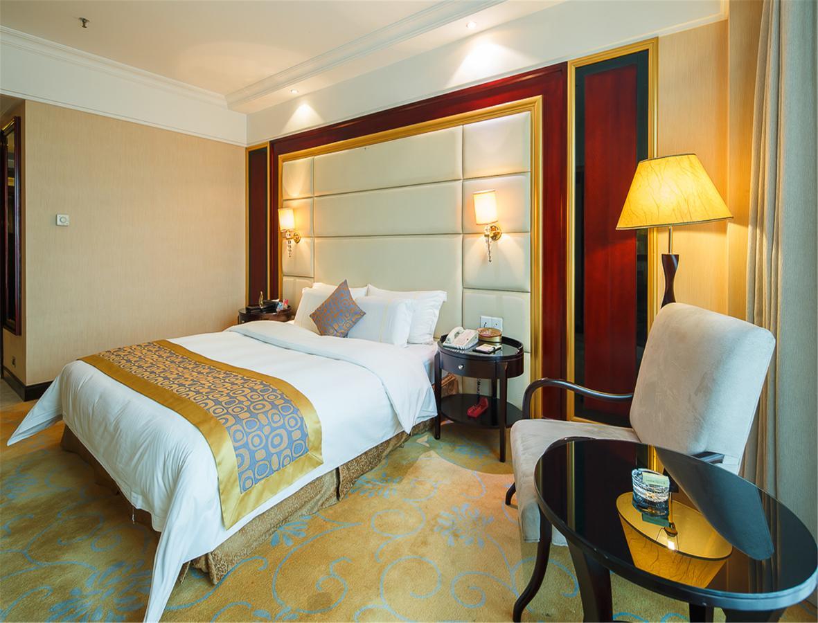 City Hotel Fo-šan Pokoj fotografie